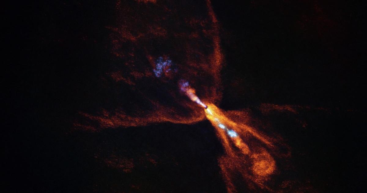 天文学者は、太陽系の誕生の最初の瞬間を観察します
