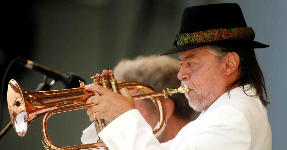 Le virtuose du bugle et de la trompette, Chuck Mangione, est mort Ã  84 ans