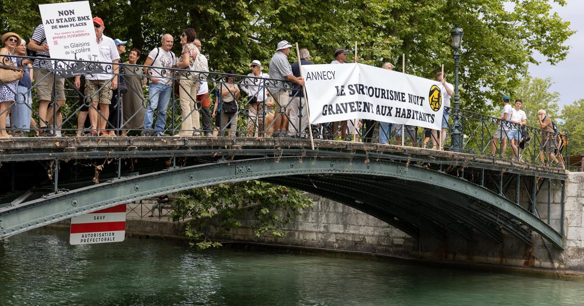 Surtourisme: dans la vieille ville dâ€™Annecy, des habitants Â«dÃ©possÃ©dÃ©s de leur...