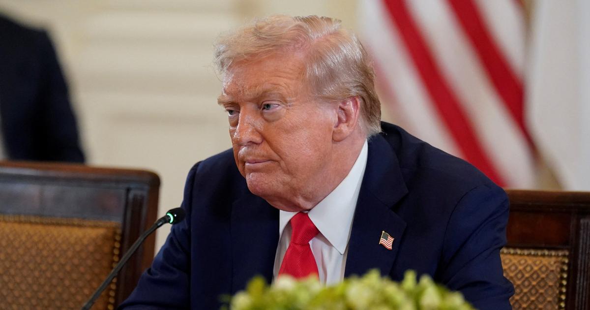 «Empêcher les drogues d’inonder notre pays» : Donald Trump déploie trois navires de guerre près des côtes du Venezuela