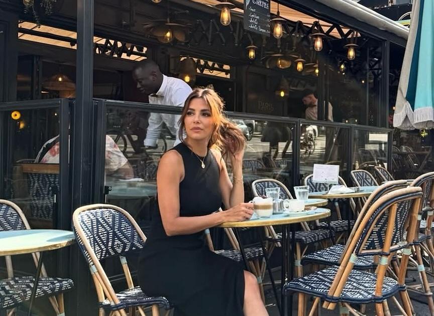 Éte 2024 : Saint-Tropez, la Dune du Pilat... Les Stars Françaises Qui Font le Buzz !