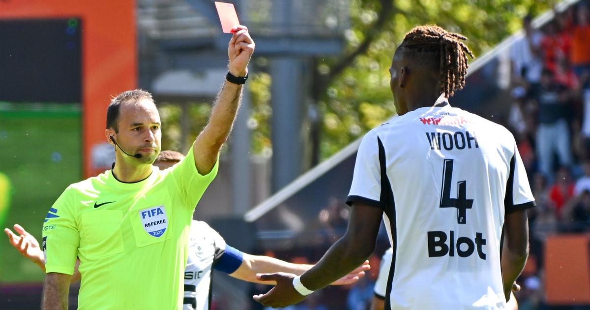 Lorient Rennes Football: Red Cards & Rennes Nightmare