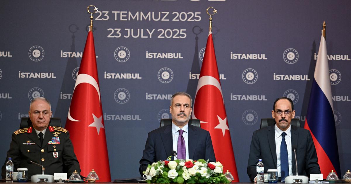 Guerre en Ukraine : la Russie a revu ses exigences territoriales, affirme le chef de la diplomatie turque