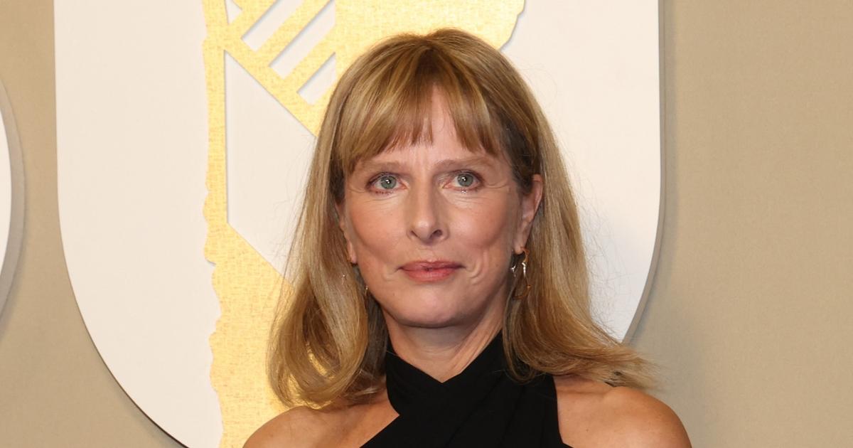 “Une femme qui vieillit” : Karin Viard sans filtre sur “la vraie difficulté” du métier de comédienne