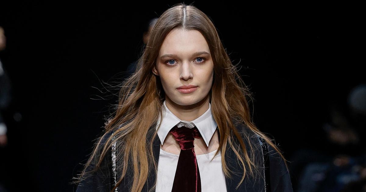 La chemise blanche : le basique mode à intégrer à tous ses looks de rentrée
