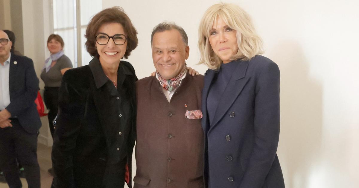 Habillée de la tête aux pieds de sa couleur préférée, Brigitte Macron fait sa rentrée auprès de Rachida Dati