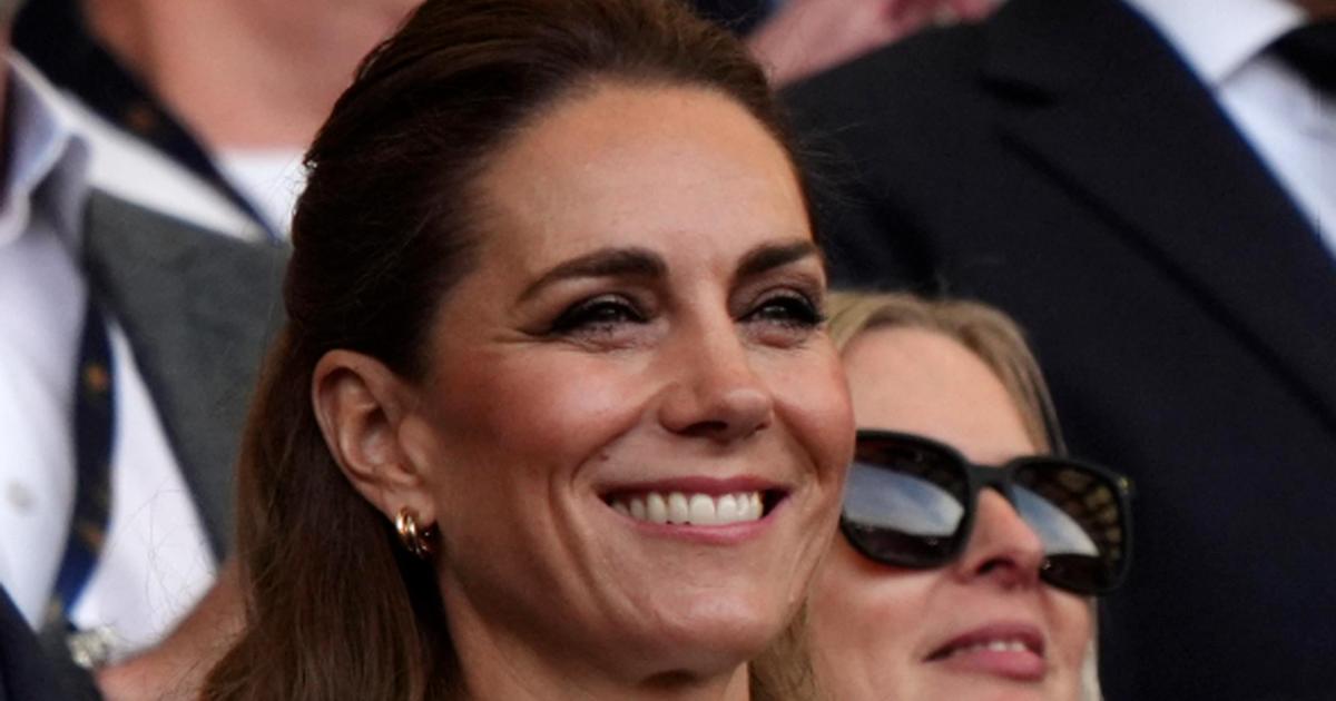 Kate Middleton s’éclate en solo : emportée par l’ambiance, elle fait la ola !