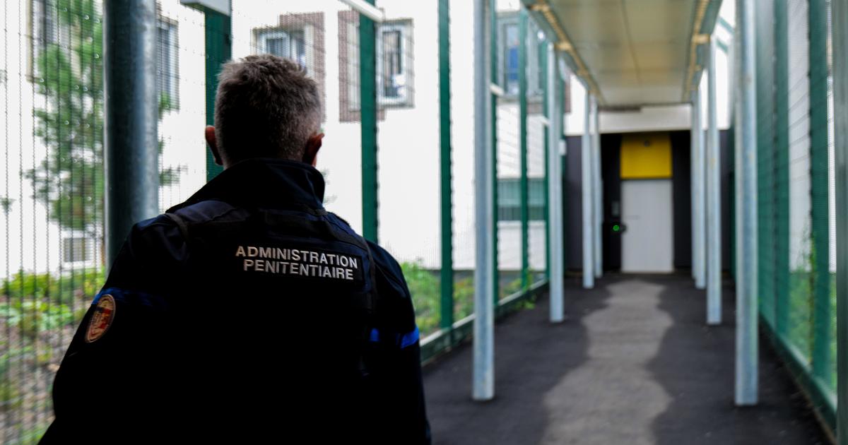 Â«Câ€™est pousser au crimeÂ» : des bouteilles de vin livrÃ©es Ã  la prison de...
