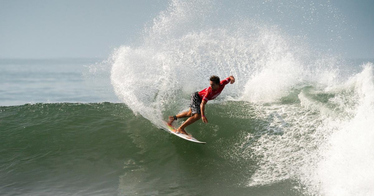 Surf : le champion olympique Kauli Vaast qualifiÃ© pour le 3e tour des Mondiaux