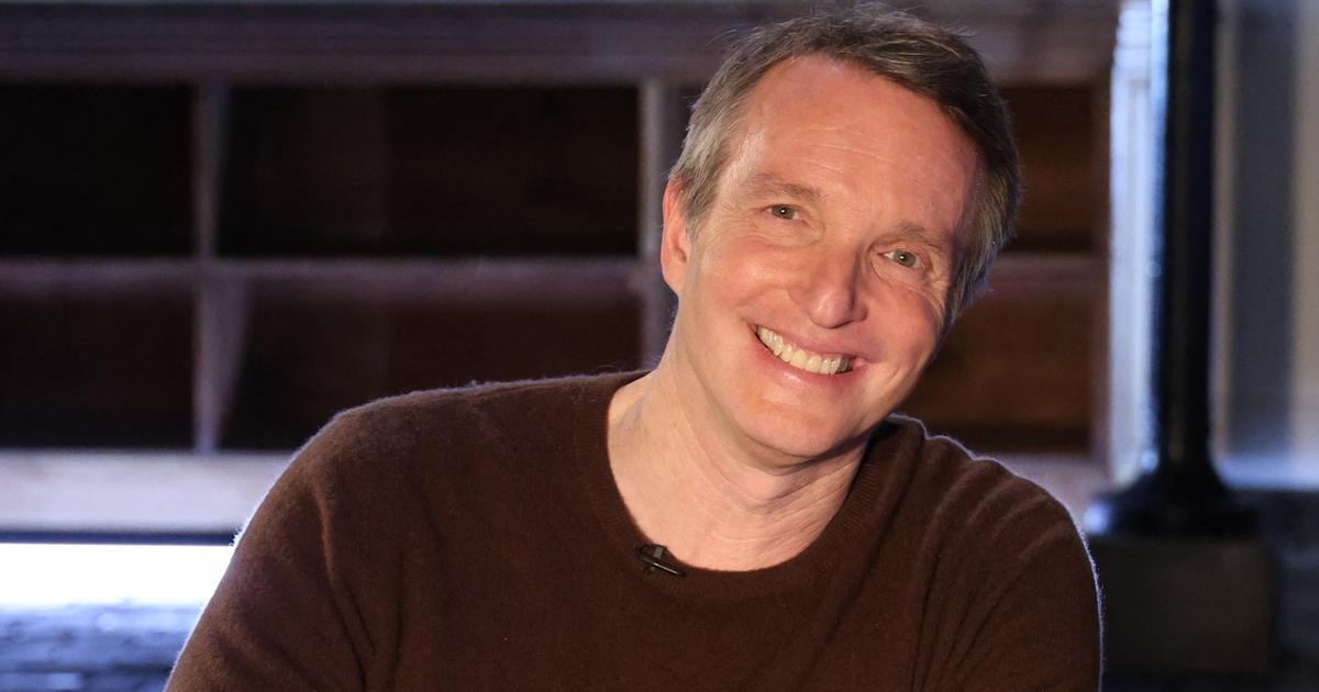 Stéphane Rotenberg : combien ça coûte de dîner chez Podium, son restaurant festif dans le 15e arrondissement de Paris ?