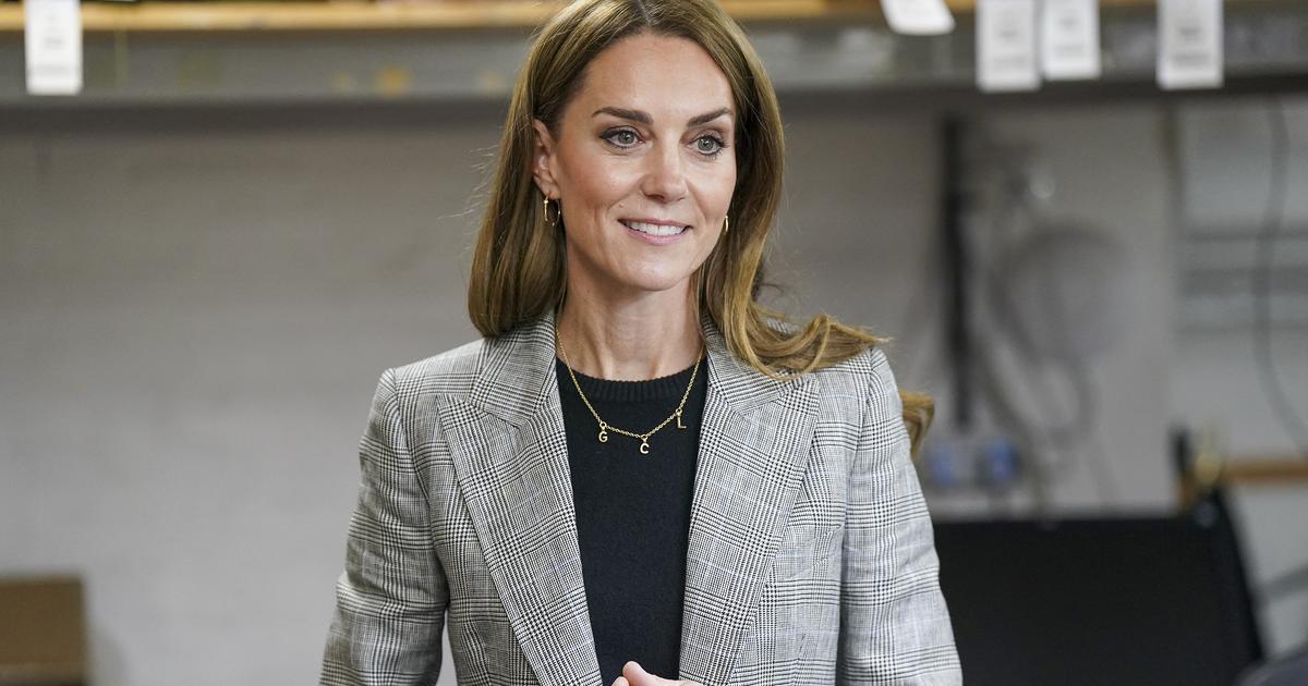 Kate Middleton porte les initiales de ses enfants autour du cou : voici où acheter le même collier personnalisé