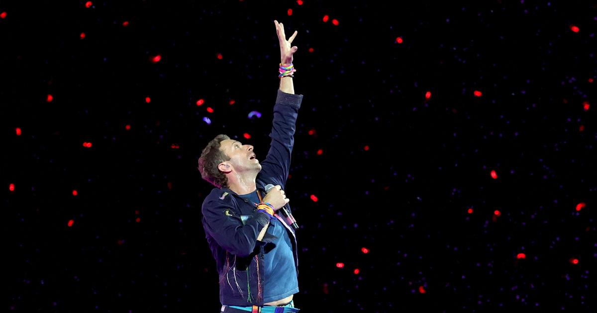 Assassinat de Charlie Kirk : le chanteur de Coldplay appelle Ã  Â«envoyer de lâ€™amourÂ»...