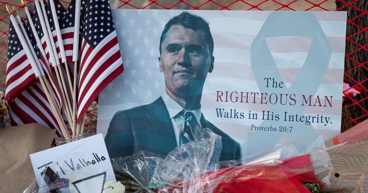Des AmÃ©ricains licenciÃ©s pour avoir critiquÃ© Charlie Kirk aprÃ¨s sa mort