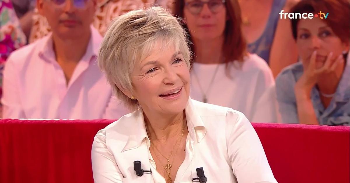 Véronique Jannot amusée face à une photo d’elle enfant : “Je ressemble à Brigitte Macron”