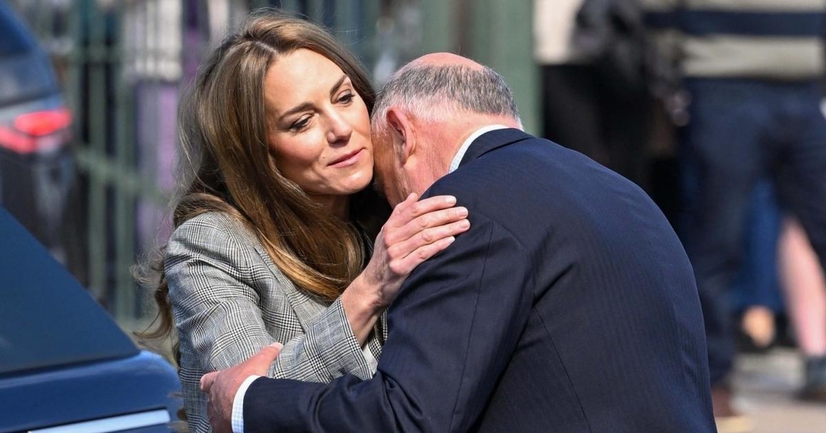 Kate Middleton : bise, accolade… ses chaleureuses retrouvailles avec le parrain de son fils George