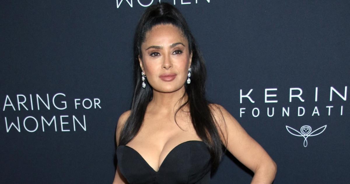 À 59 ans, Salma Hayek attire tous les regards dans sa robe Balenciaga au décolleté pin-up
