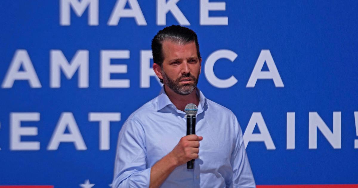 Donald Trump moqué par son fils Donald Jr. en public : son imitation a fait mouche !