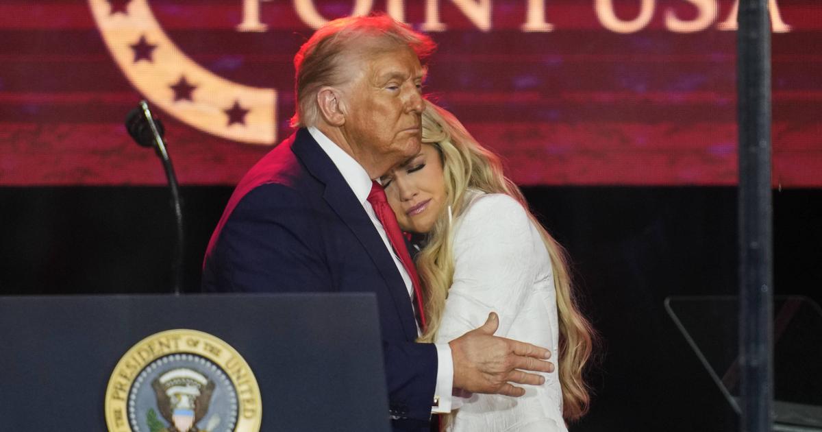 Hommage à Charlie Kirk : en larmes, sa veuve Erika reçoit le soutien de Donald Trump