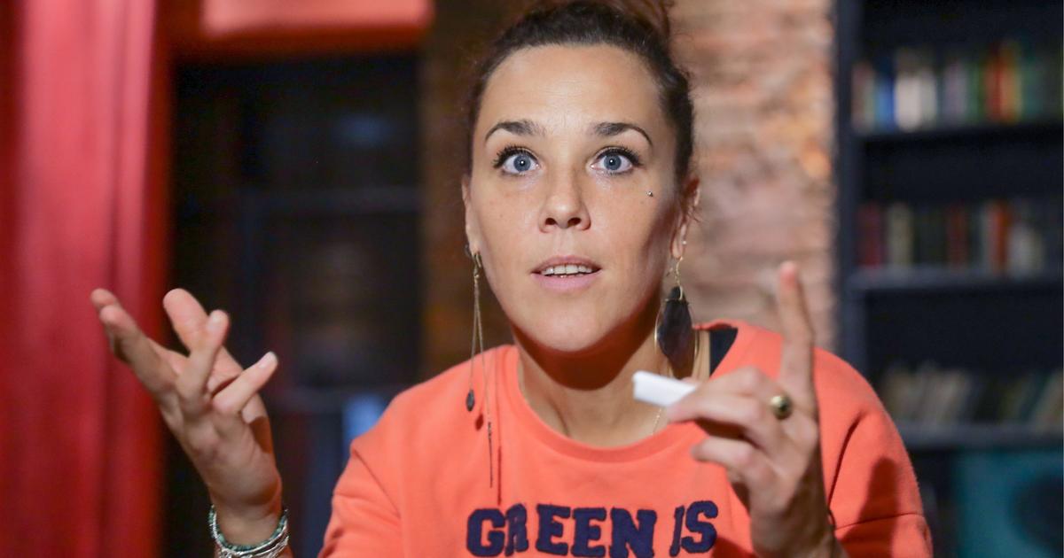 Zaz cible de rumeurs sur sa vie privée, elle pousse un coup de gueule : “Ce qui me fait ch…”