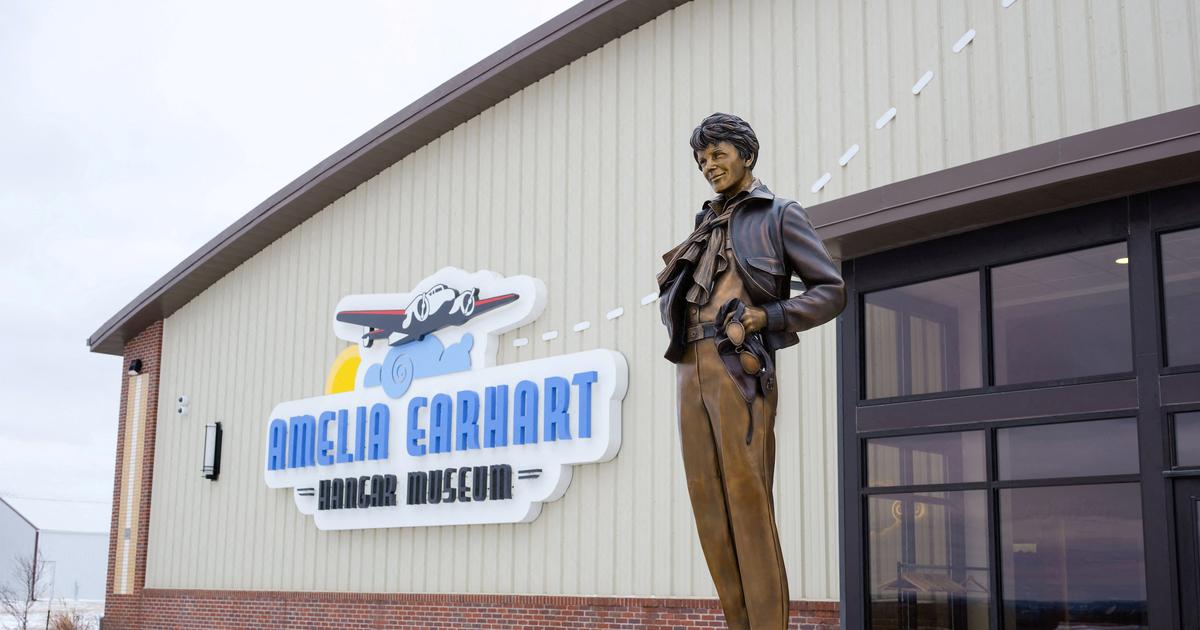 «Sa disparition a captivé des millions de personnes» : Donald Trump ordonne la déclassification de documents sur la pionnière de l'aviation Amelia Earhart