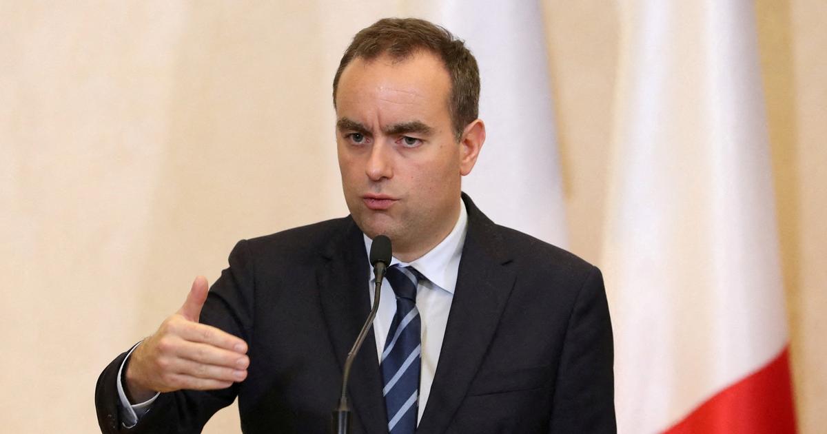 Sébastien Lecornu, accusé d'avoir menti sur l’obtention de son master en droit, visé par une plainte