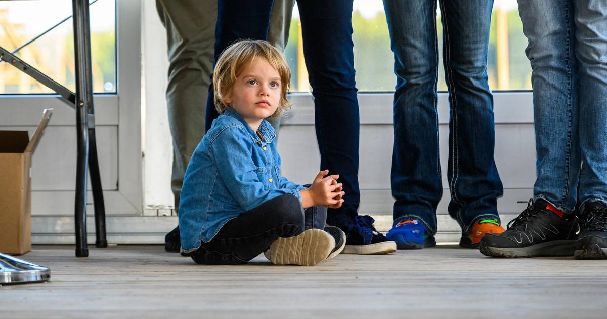 Julian de Suède, 4 ans : grimaces, espiègleries… Le petit prince a encore fait des siennes !