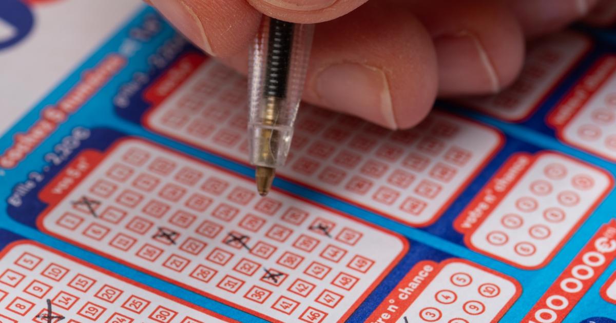 ドイツ人は、6か月間ジャケットで忘れられた1500万ユーロの勝利の宝くじを見つけます