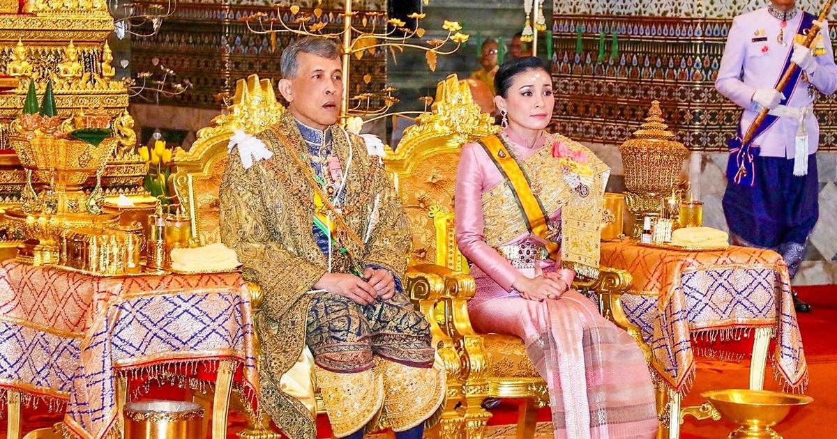La discrète Suthida, l’épouse du roi de Thaïlande, fait son retour en majesté