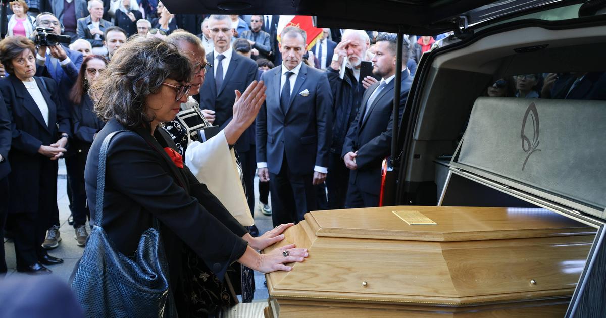 Adieux à Claudia Cardinale : sa fille Claudia se recueille devant le cercueil, des images déchirantes