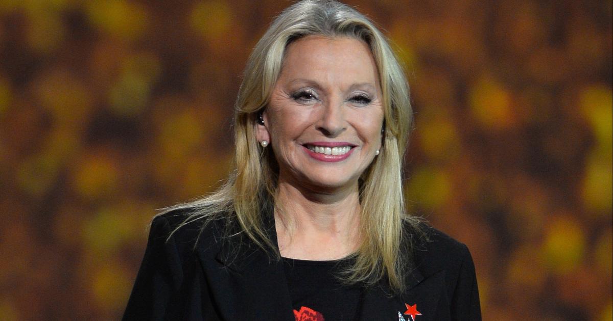 EXCLU VIDÉO - Véronique Sanson : un célèbre comédien lui a déclaré son amour