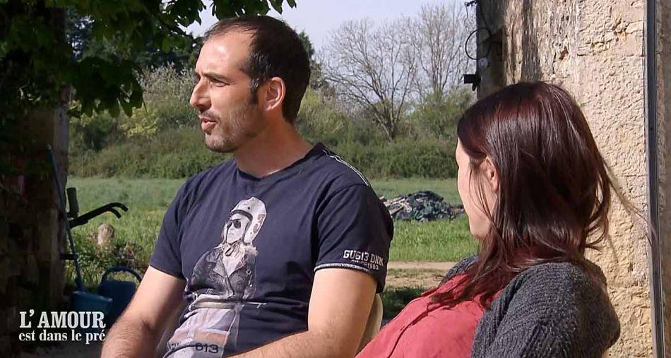 Julien (L’amour est dans le pré) recadre l’une de ses prétendantes : “On n’est pas là pour se prendre la tête”