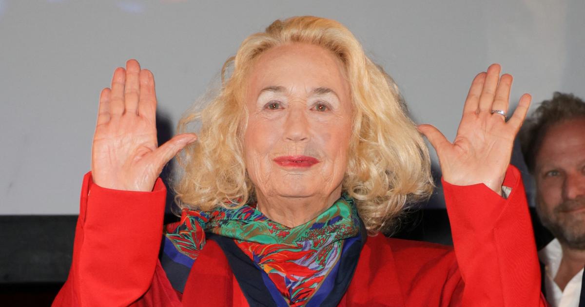 Brigitte Fossey fait sa “Boum” à Vincennes : apparition nostalgique et tout sourire avec un compositeur que vous connaissez bien…