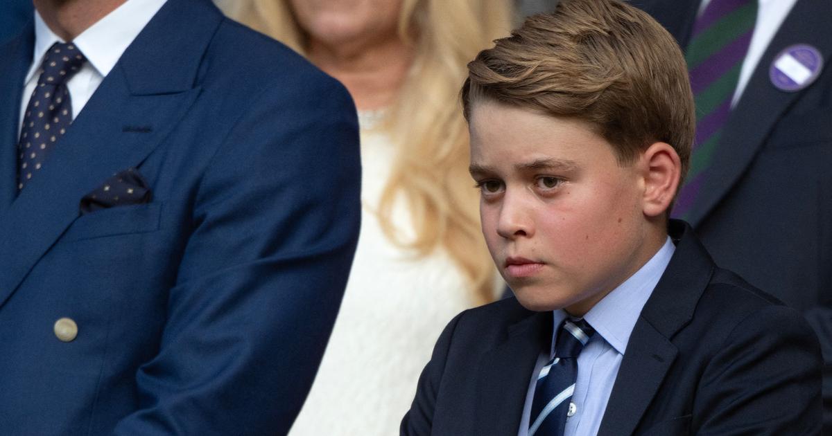 À 12 ans, le prince George possède-t-il un téléphone portable comme 9 enfants sur 10 ?