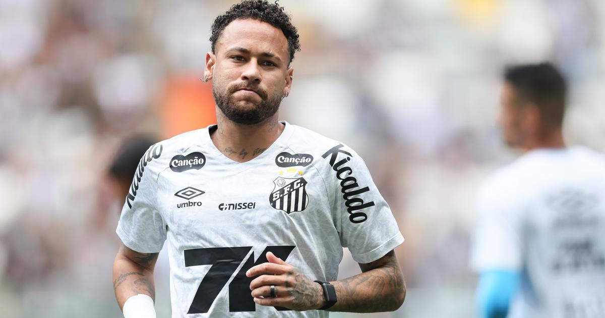 Serie A : Naples a rÃ©flÃ©chi pendant plusieurs mois Ã  signer Neymar