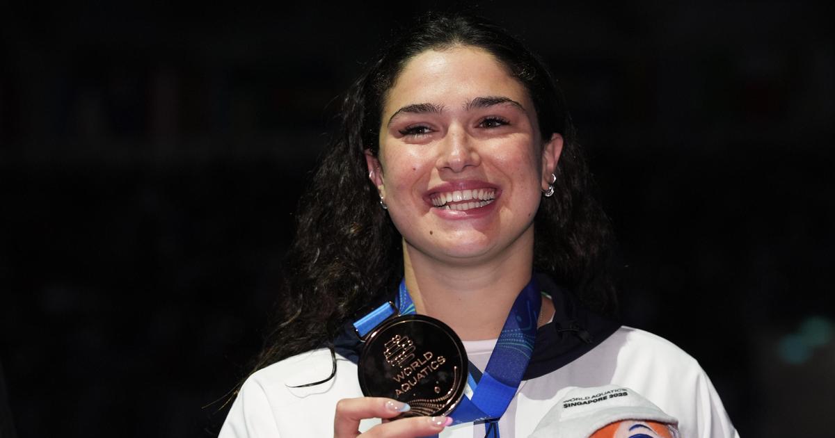 Natation: deux Italiennes, dont la championne du monde 2022 Â suspendues pour vol Ã  Singapour