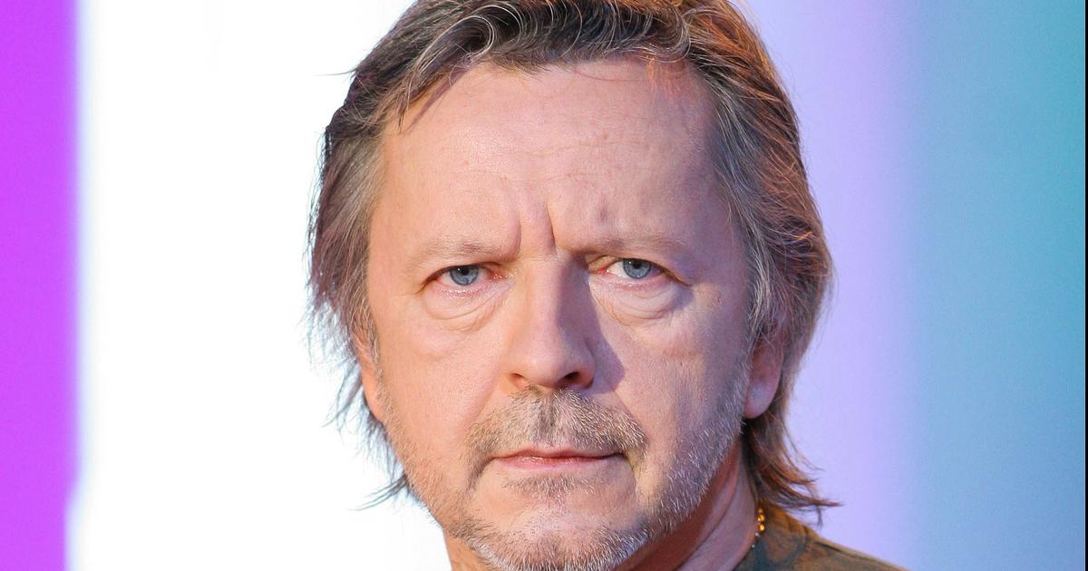 Renaud au plus mal, sa femme Dominique ne supportait plus de le voir se détruire : “Je somatisais en permanence”