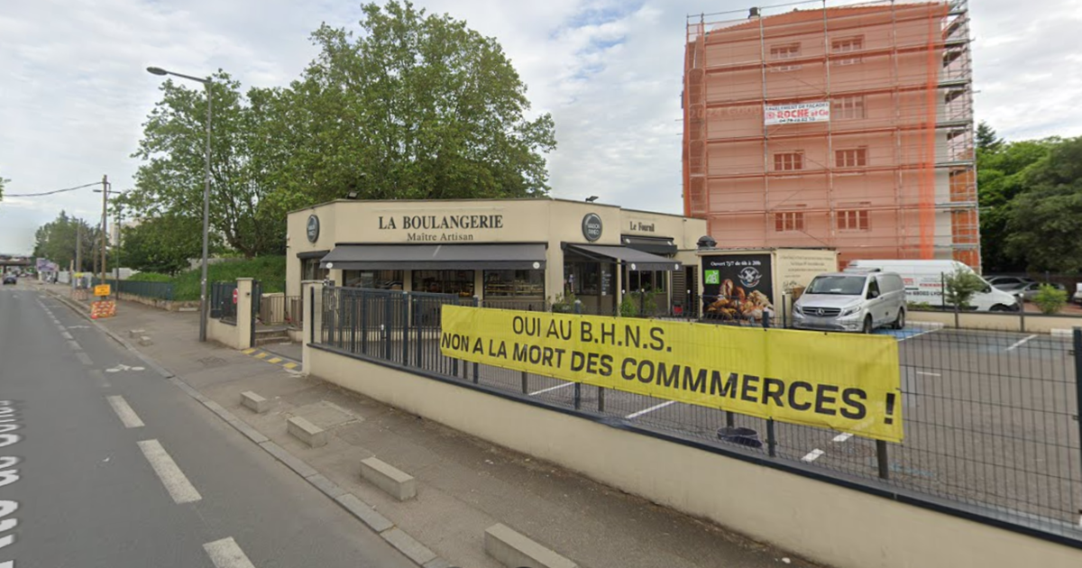 Â«Bienvenue en AbsurdistanÂ» : prÃ¨s de Lyon, une boulangerie menacÃ©e de fermeture Ã ...
