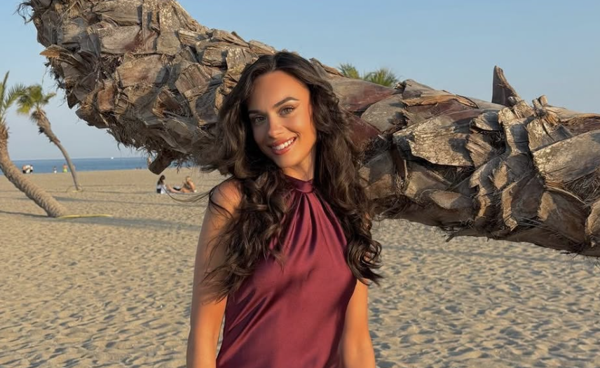 Miss France 2026 : tout ce qu’il faut savoir sur Camille L’Étang, élue Miss Lorraine