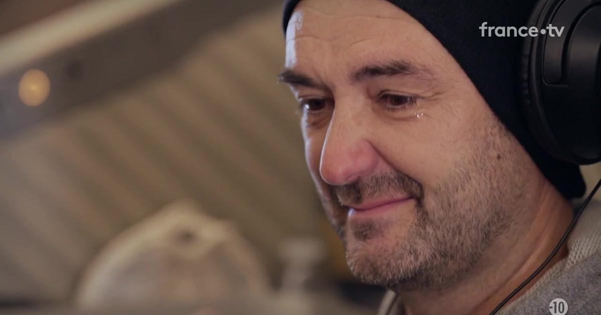 Cyril Lignac (Rendez-vous en terre inconnue) ému aux larmes par un message de sa compagne Déborah : “Je t’aime très fort”