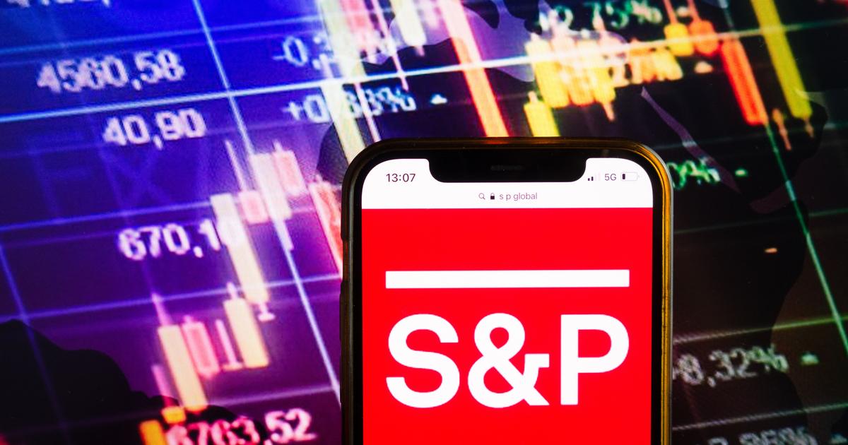 S&P abaisse la note de la France Ã  A+, incertitude Â«Ã©levÃ©eÂ» sur les finances...
