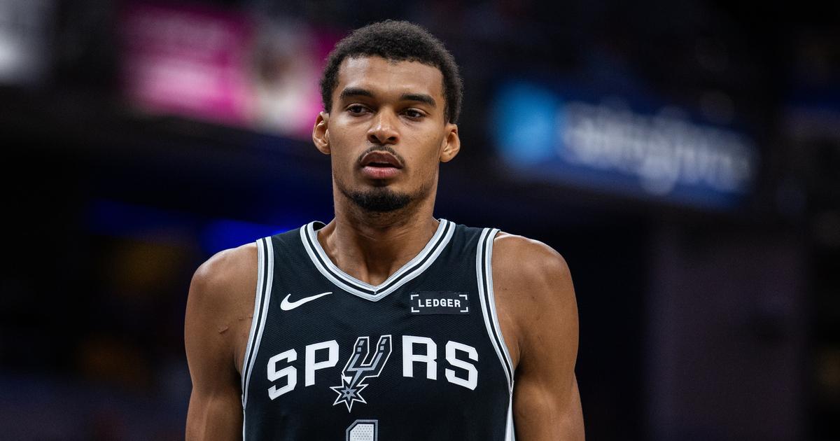 Wembanyama: Spurs Extend Rookie Until 2027