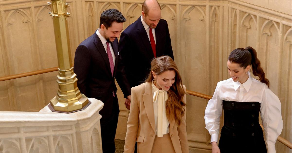 Kate Middleton et Rajwa de Jordanie se font la bise sans révérence : le protocole a-t-il été enfreint ?