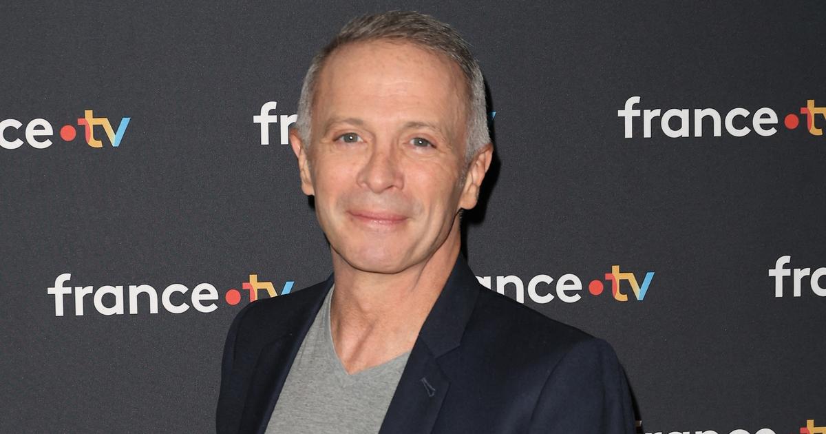 “Cette image commence à circuler” : Samuel Étienne mêlé au cambriolage du Louvre ? Il répond avec humour