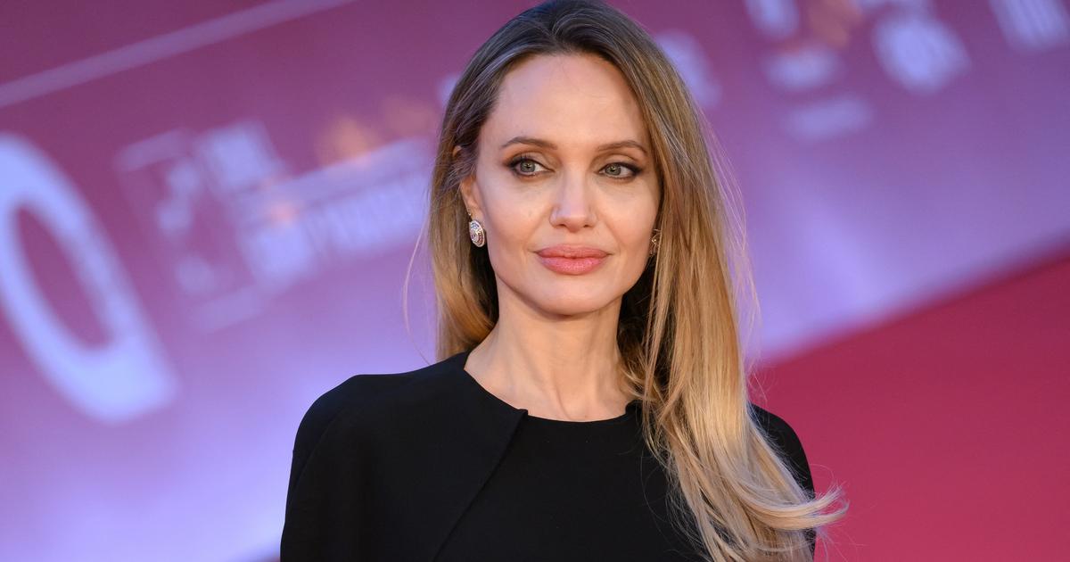 Angelina Jolie à Rome : elle dévoile son dos entièrement tatoué dans une robe au décolleté vertigineux