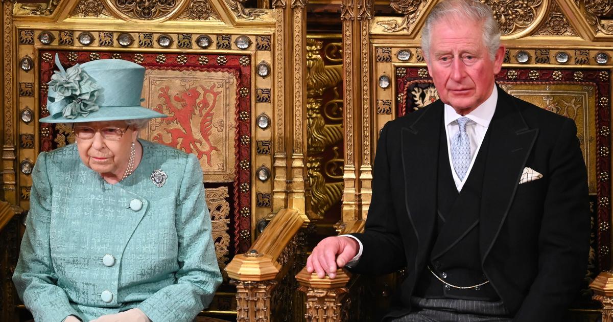 Elizabeth II en colère contre Charles à cause du mal fait à Diana : "Elle lui reprochait son déclin"