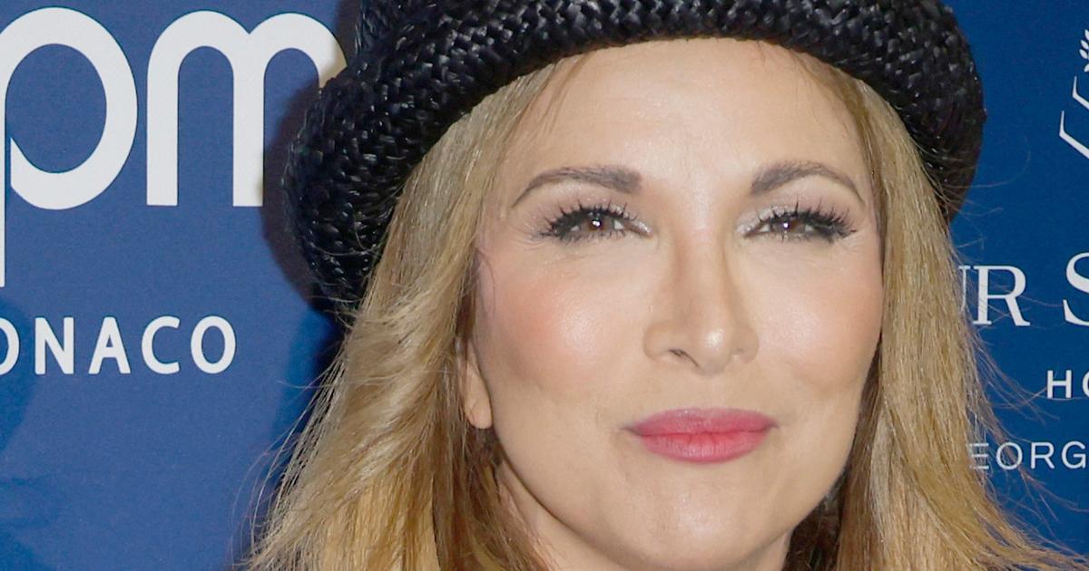 Hélène Ségara atteinte d’une grave maladie des yeux, elle donne de ses nouvelles : “Je souffre beaucoup moins qu’avant”