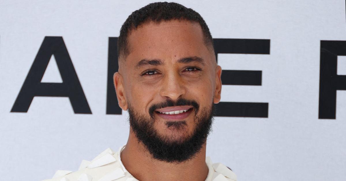 Slimane : avec sa fille Esmeralda, le chanteur retombe en enfance dans un célèbre parc d’attractions