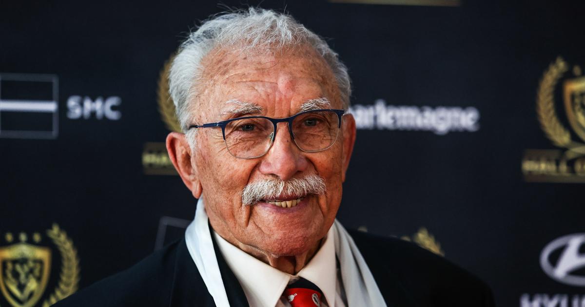トゥーロンの伝説、フランス王15世のアンドレ・エレーロ氏死去
