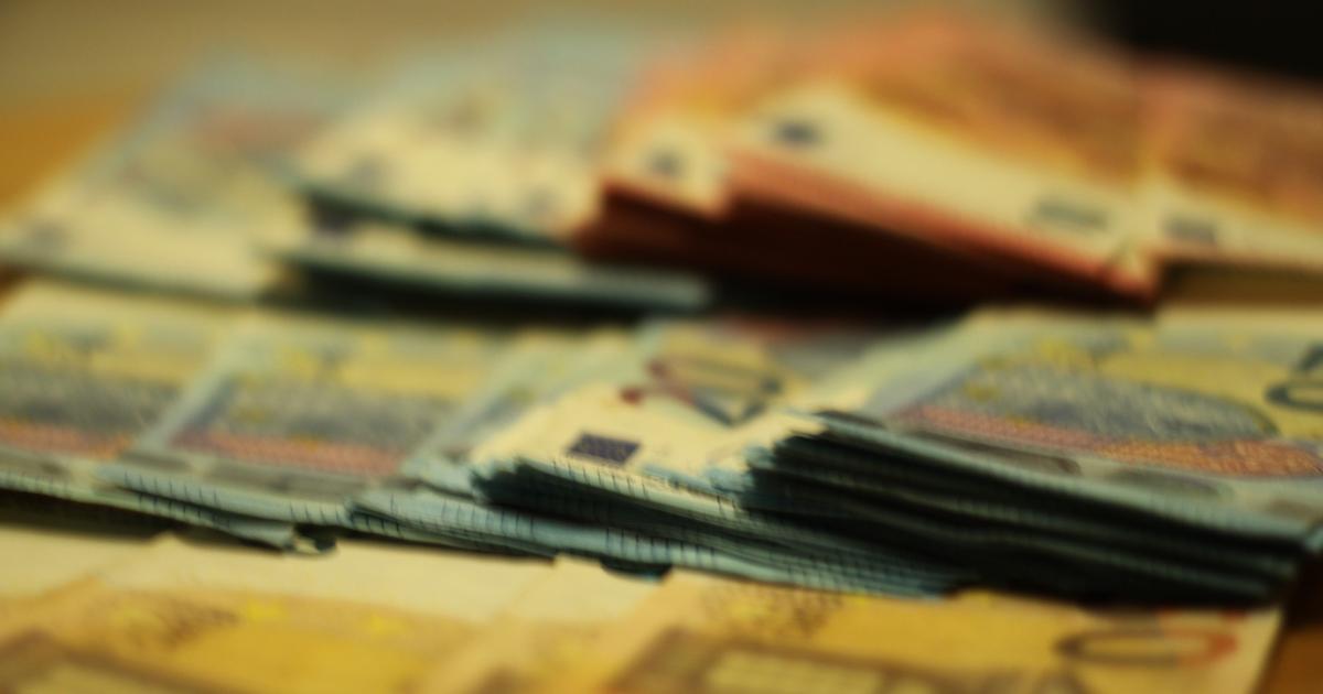 Les douanes saisissent 800.000 euros en liquide... puis essuient une tentative de cambriolage