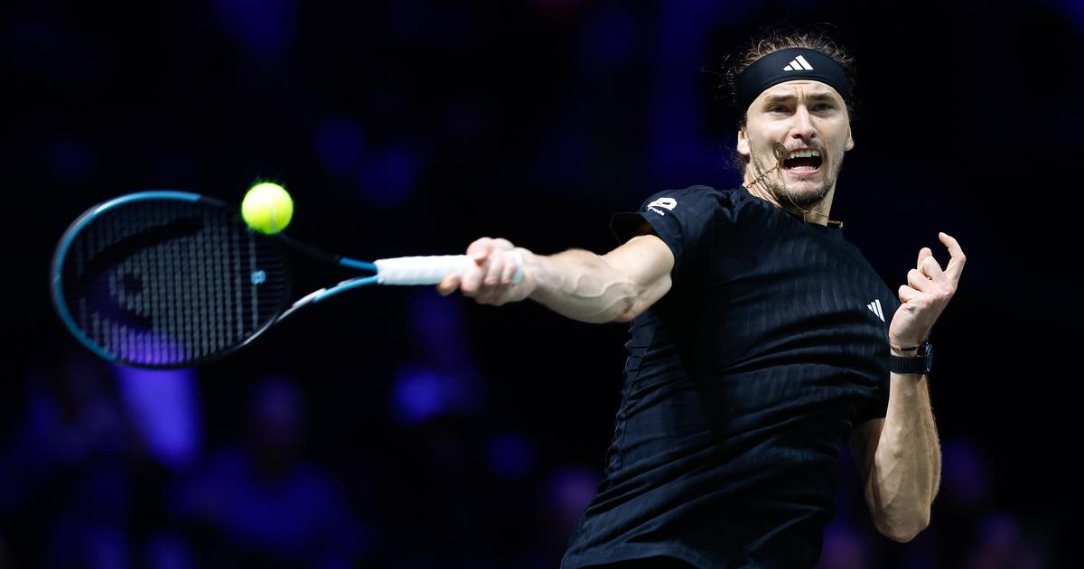 Rolex Paris Masters : Zverev gagne son bras de fer face Ã  Medvedev et rejoint Sinner en demies